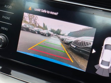 2022 Skoda Octavia OCTAVIA AMB 2.0TDI 115HP €18,450 thumbnail