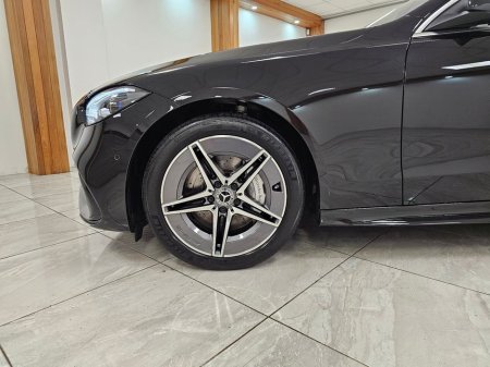 2025 Mercedes-Benz C Class C300E PREMIUM // PANORMAIC SUNROOF €61,950