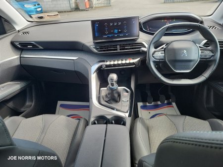 2022 Peugeot 5008 ALLURE 1.2 130 7 SEATER €31,995 thumbnail