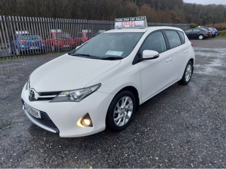 2015 Toyota Auris 1.4 D-4D TERRA NG 4DR 5DR €10,500 thumbnail