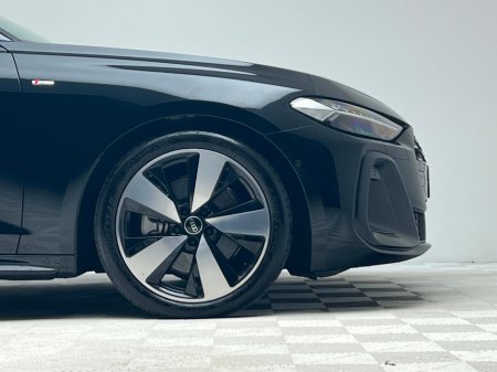 2025 Audi A5 S LINE 2.0 TDI *HUGE SPEC* €57,990 thumbnail