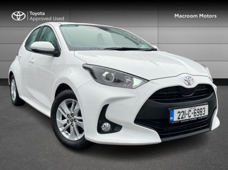 2022 Toyota Yaris FRESH SELECTION OF TRADE-INS YARIS 1.0 LUNA 4DR