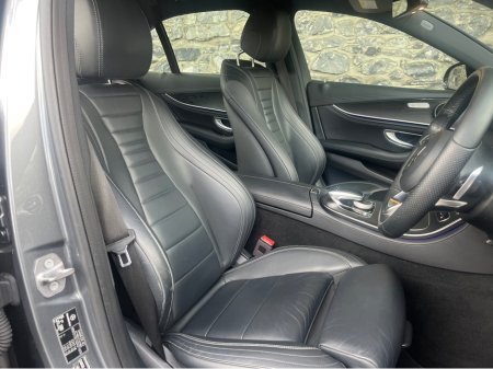 2019 Mercedes-Benz E Class 220D AMG LINE AUTO 4DR €28,950 thumbnail