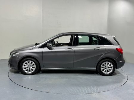 2013 Mercedes-Benz B Class B 180 CDi €10,800