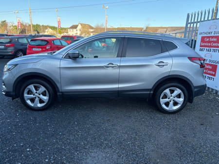 2019 Nissan Qashqai 1.5 DSL SV €17,995 thumbnail
