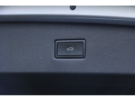 2022 Volkswagen Tiguan Allspace Black Edition R Line * Sunroof * 7 Seats €43,950 thumbnail