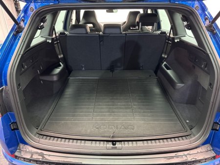 2023 Skoda Kodiaq 2.0TDI DSG SPORTLINE *5.9% APR* €110 P/W ON PCP €50,995 thumbnail