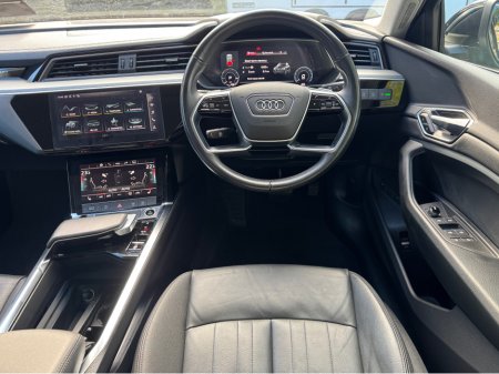 2022 Audi e-tron 55 TECHNIK QUATTRO 300kw  95kWh//LOW MILEAGE//AUDI HISTORY//LOVELY CONDITION//SIMI AND AA DEALER €31,950