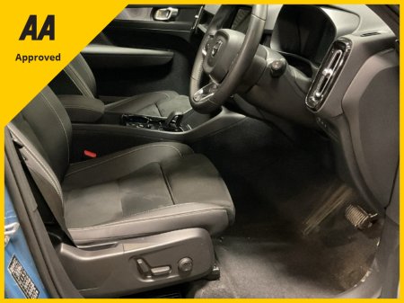 2023 Volvo XC40 2023 T4 PLUS Petrol/Plug In Hybird €34,950 thumbnail