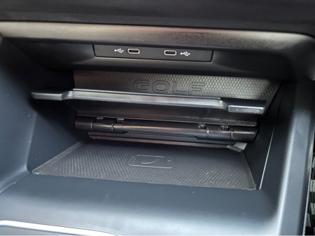 2022 Volkswagen Golf GTI AUTOMATIC 2.0 PETROL //LOW MILES//HEATED SEATS AND STEERING WHEEL//HEAD UP DISPLAY//KEYLESS ENTRY// €39,950 thumbnail