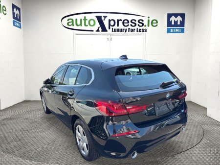 2021 BMW 1 Series 118D PLAY Automatic €25,995