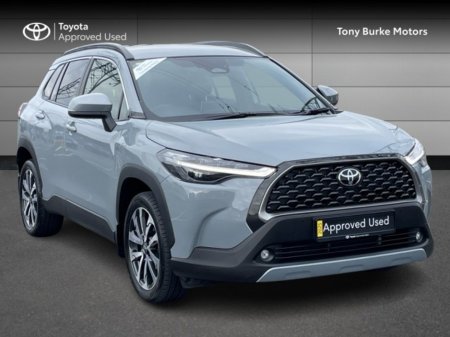 2025 Toyota Corolla CROSS - Save EUR 5,000 - LunaSport - 1.8 Hybrid - Automatic - EUR 190 Tax // Front Electric Windows // Rear Electric Windows // Electric Mirrors // Power Folding Mirrors // Finger Tip Stereo Controls €39,980