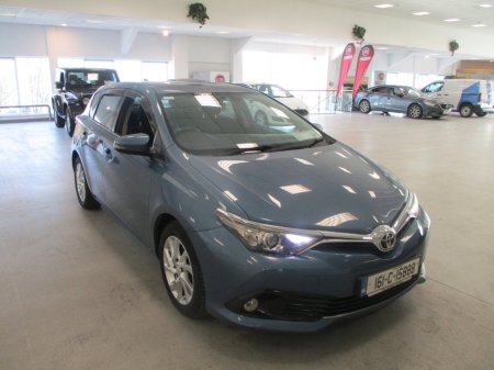 2016 Toyota Auris 1.4 D-4D (90) 5Dr Luna €15,950