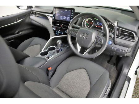 2021 Toyota Camry 2.5 HYBRID *REVERSE CAM*PEARL PAINT*PARK SENSORS* €30,490 thumbnail