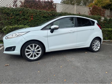 2016 Ford Fiesta 1.0 Petrol Titanium Ecoboost in exceptional condition, fresh NCT & warranty €8,750