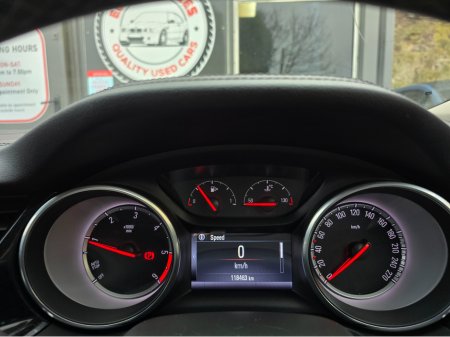 2018 Opel Insignia GRAND SPORT SRI 1.6 1 136PS 5DR €12,950 thumbnail