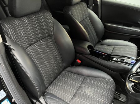 2017 Honda Vezel €17950! 2017 HONDA VEZEL HYBRID Z SENSING 1.5 AUTOMATIC / CRUISE CONTROL / REVERSE CAMERA / HEATED SEATS / PADDLE SHIFTERS €17,950 thumbnail