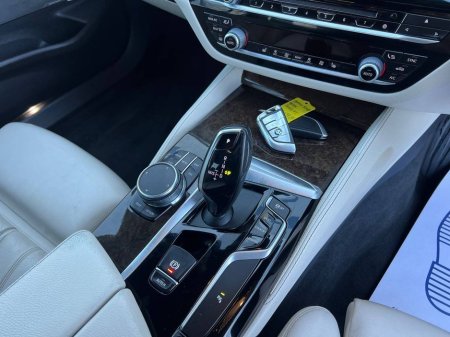 2019 BMW 5 Series 520d M-SPORT * READY TO DRIVE AWAY TODAY * // LEATHER HEATED SEATS // 19" M-SPORT ALLOYS // PARKING SENSORS FRONT & REAR €27,900 thumbnail