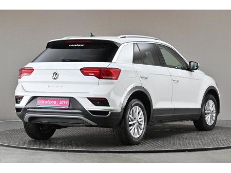 2019 Volkswagen T-Roc 1.6 TDI DESIGN 115BHP 6SPD *CARPLAY*ANDROID*PARK SENSORS* €21,190 thumbnail