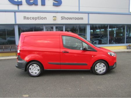 2022 Ford Transit Courier BASE 1.5 TD  75PS M6 2DR