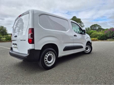 2024 Peugeot Partner PROFESSIONAL L1 B BLUEHDI no vat €19,950