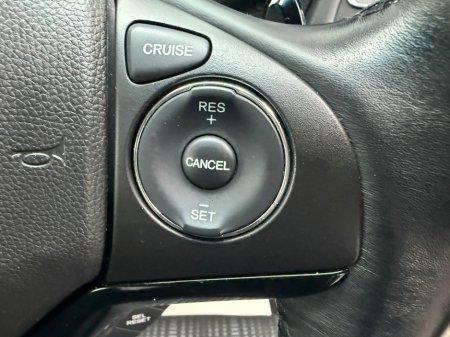 2015 Honda HR-V  €14,890 thumbnail