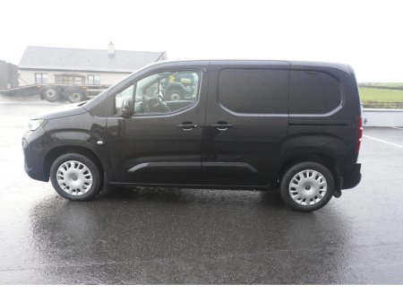 2024 Opel Combo SPORT L1H1-1.5 100PS D-6SP