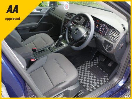 2019 Volkswagen Golf ONLY 10,248kms COMFORTLINE PLUS CRUISE CONTROL COMFORT ACCESS FACTORY IMMOBILISER LARGE TOUCH SCREEN RADIO AUTO HEADLIGHTS 2 YEARS NCT €20,995