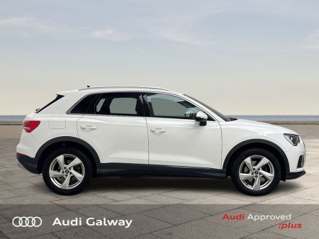 2021 Audi Q3 35 TDI 150HP SE A/T €34,450 thumbnail