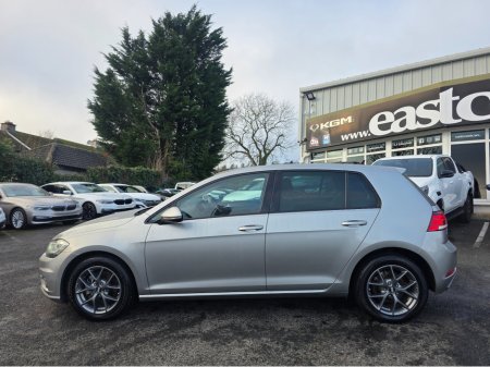2019 Volkswagen Golf 1.2 TSI COMFORTLINE VIRTUAL COCKPIT - NAVIGATION -CARPLAY ANDROID AUTO - REVERSING CAMERA - LOW ROAD TAX BAND €18,750 thumbnail