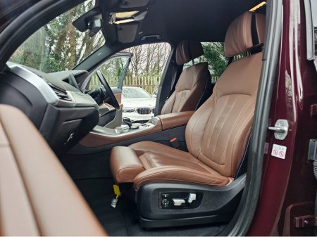 2022 BMW X5 X5 45E M-SPORT XDRIVE AUTO. AMETRIN METT. HUGE SPEC. FINANCE ARRANGED. SIMI. AA APPROVED. €58,950 thumbnail