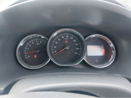 2014 Dacia Sandero STEPWAY SIGNATURE 1.5 DCI 90 4 €8,000