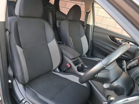 2018 Nissan Qashqai SV Premium with Moonroof 1.5 Diesel. €15,650 thumbnail