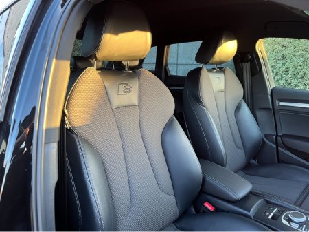 2020 Audi A3 S-LINE HATCHBACK AUTOMATIC 1.4 PETROL //ONLY 5653 MILES//HIGH SPEC//HEATED HALF LEATHER SEATS//KEYLESS ENTRY//REVERSE CAMERA//BLIND SPOT WARNING//CARPLAY// €25,950 thumbnail