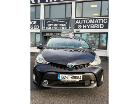 2016 Toyota Prius  €15,990
