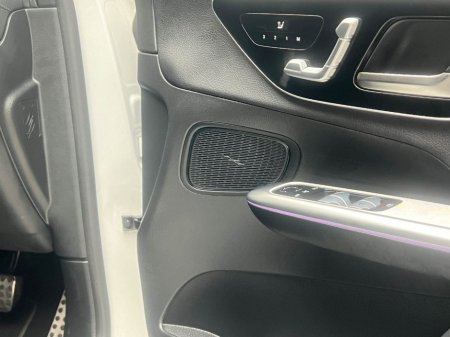 2024 Mercedes-Benz GLC Class 300E AMG LINE €56,990 thumbnail