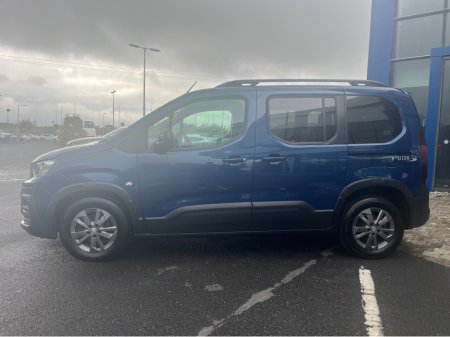 2022 Peugeot Rifter Wheelchair Accessible SWB manual €21,995