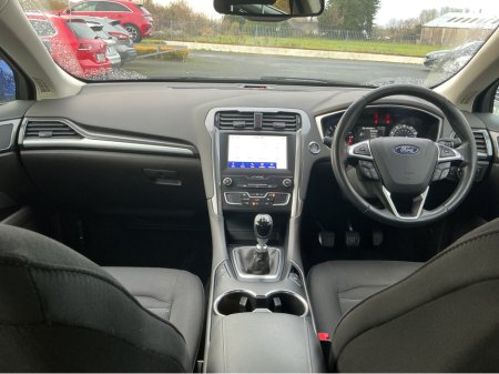 2021 Ford Mondeo ZETEC EDITION ECOB ECOBLUE €19,995 thumbnail