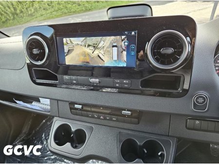 2026 Mercedes-Benz Sprinter 319 MWB LOW ROOF 4X4 SELECT AUTO thumbnail