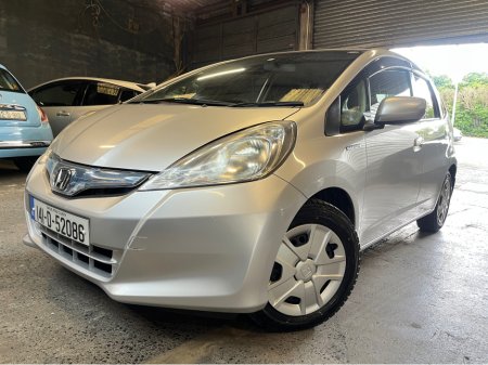 2014 Honda Fit 1.3 hybrid  automatic 2014 €7,995