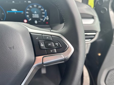 2025 Volkswagen Transporter  €42,475 thumbnail