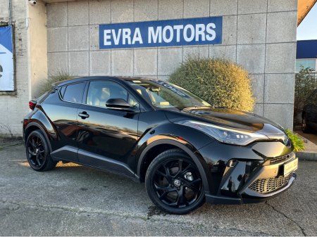 2023 Toyota C-HR SOL HYBRID AUTOMATIC 1.8 PETROL //LOW MILES//HIGH SPEC//HALF LEATHER HEATED SEATS//360 PARKING CAMERAS//KEYLESS ENTRY// €29,950