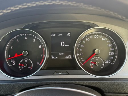 2015 Volkswagen Golf  €14,990 thumbnail