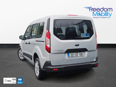 2022 Ford Tourneo Connect Wheelchair Acess Taxi spec €34,995