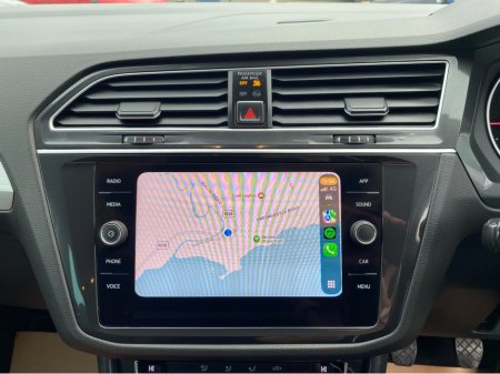 2017 Volkswagen Tiguan 2.0 TDi SE €17,995 thumbnail