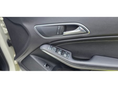2015 Mercedes-Benz CLA Class CLA 220 CDI A/T €13,950 thumbnail