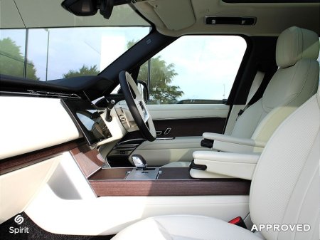 2026 Land Rover Range Rover 3.0 460PS Petrol Plug In Hybrid HSE €163,630