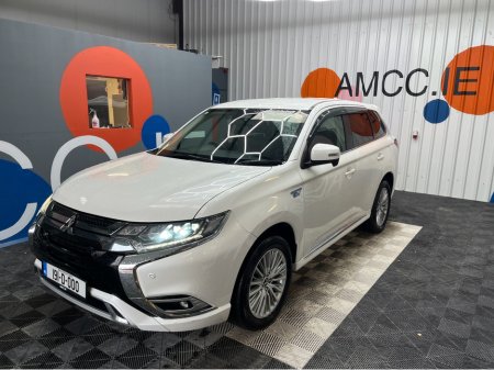 2019 Mitsubishi Outlander €22950! 2019 MITSUBISHI OUTLANDER PHEV LIMITED EDITION 4WD 2.4 AUTOMATIC / CRUISE CONTROL / REVERSE CAMERA / ELECTRIC HEATED SEATS / HEATED STEERING WHEEL €22,950 thumbnail