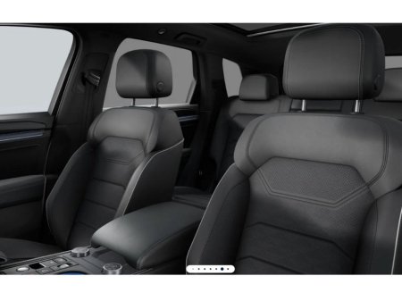 2026 Volkswagen Touareg  €113,980 thumbnail
