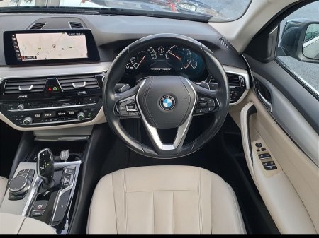 2019 BMW 5 Series 520d SE Auto €27,995 thumbnail